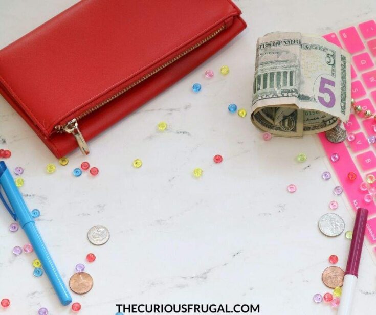 10 Creative Ways To Save Money On A Tight Budget - Money Tips for Moms