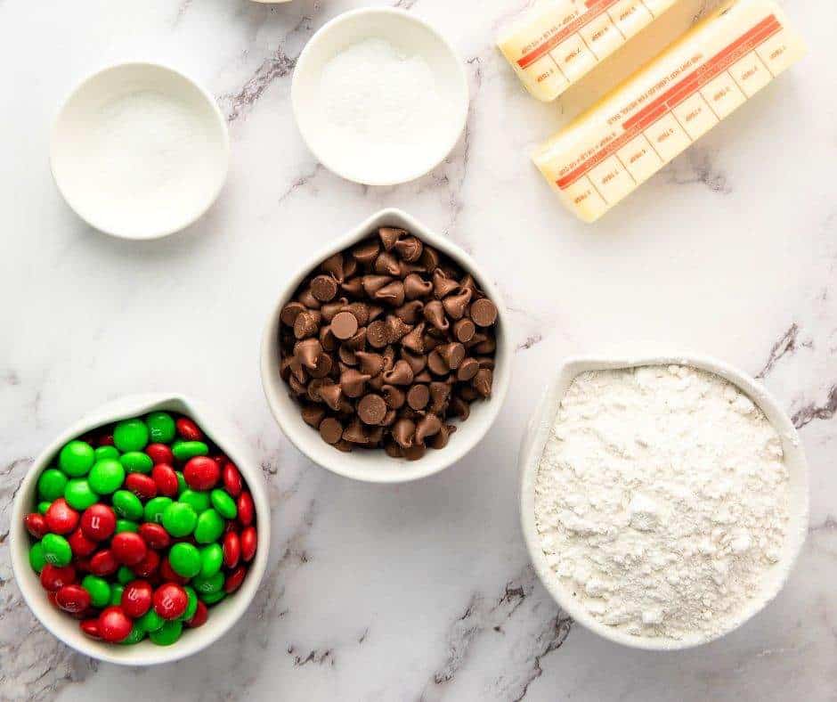 I love the tradition of baking during the holiday season, and these Christmas M&M cookies are always a hit on any cookie platter! Whether you're whipping up a batch for a festive cookie exchange or looking for easy Christmas cookies to enjoy with loved ones, this recipe delivers. These homemade Christmas cookies are not only delicious but also incredibly simple to make, so you have more time to celebrate the Christmas season and spread holiday cheer.