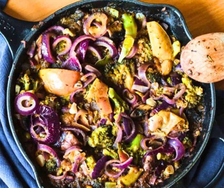 Looking for gestational diabetes recipes that are actually tasty and satisfying? This collection of 20 easy meals is perfect for moms-to-be managing blood sugar without sacrificing flavor. Whether you're new to a diabetes diet or just need fresh ideas, these diabetes friendly recipes include everything from quick breakfasts to filling dinners. Ideal for anyone searching for gestational diabetics food that fits a realistic routine—because diabetes recipes shouldn't be bland or boring.