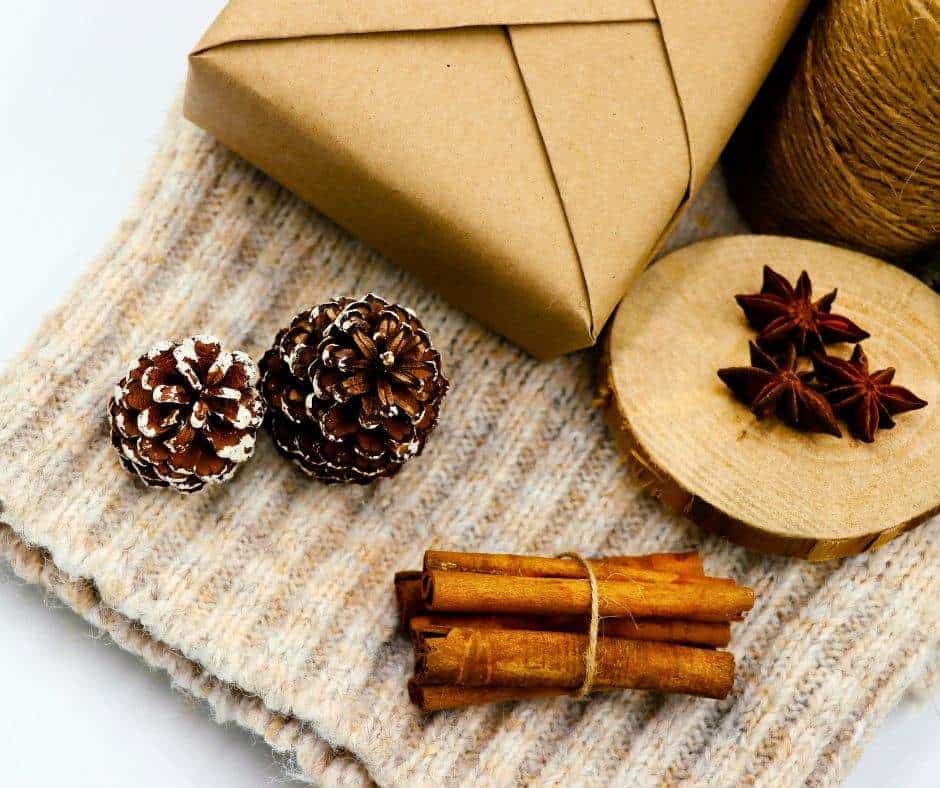 Get inspired with these 10 fun and easy fall crafts for adults! From DIY wreaths and pumpkin projects to cozy candle holders and rustic home décor, these autumn craft ideas are perfect for a creative weekend. Whether you want budget-friendly fall decorations, farmhouse-inspired DIY projects, or seasonal crafts to make your home feel cozy, you’ll love these simple and beautiful ideas for fall.