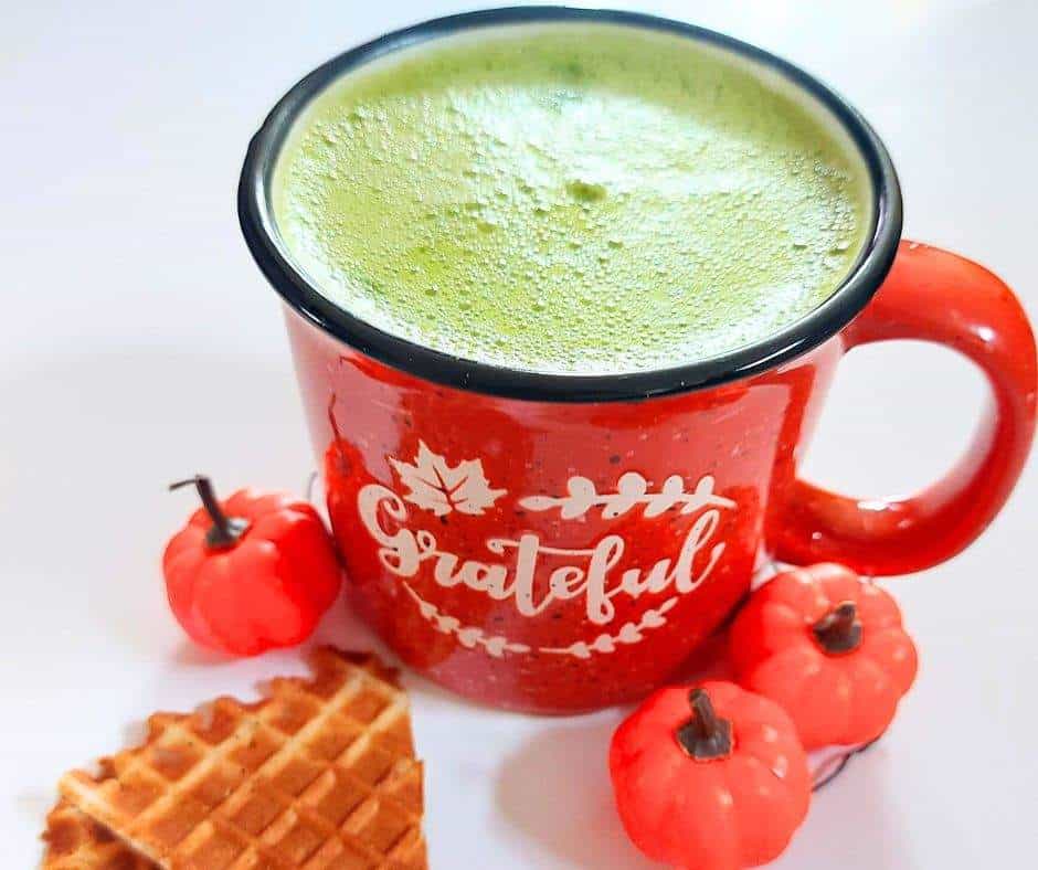 Pumpkin + matcha = fall in a mug! This cozy Starbucks copycat Pumpkin Matcha Latte is creamy, sweet, and full of autumn spice. Easy to make at home with real pumpkin purée, warm spices, and frothy matcha for the ultimate fall drink.